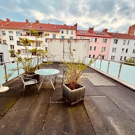 Stadtwohnung Mit Grosser Terrasse, 2 Schlafzimmern Apartament